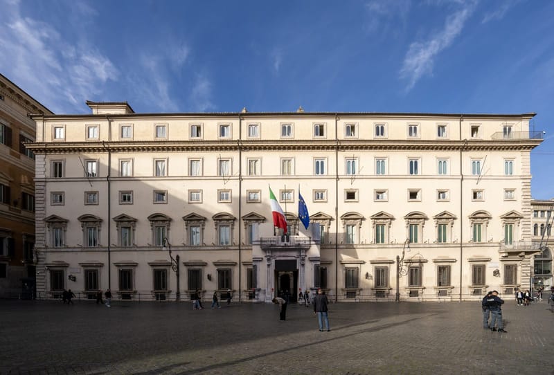 Fachada exterior del Palacio Chigi, sede del Gobierno italiano, en Roma