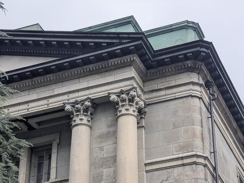 東京・日本橋にある日本銀行本店の建物