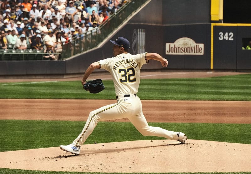 Jacob Misiorowski delivering a pitch for the Milwaukee Brewers